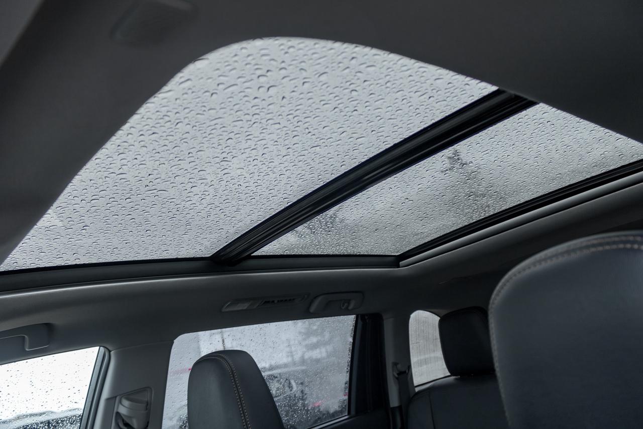 2019 Toyota Highlander Limited 4dr All-Wheel Drive Photo