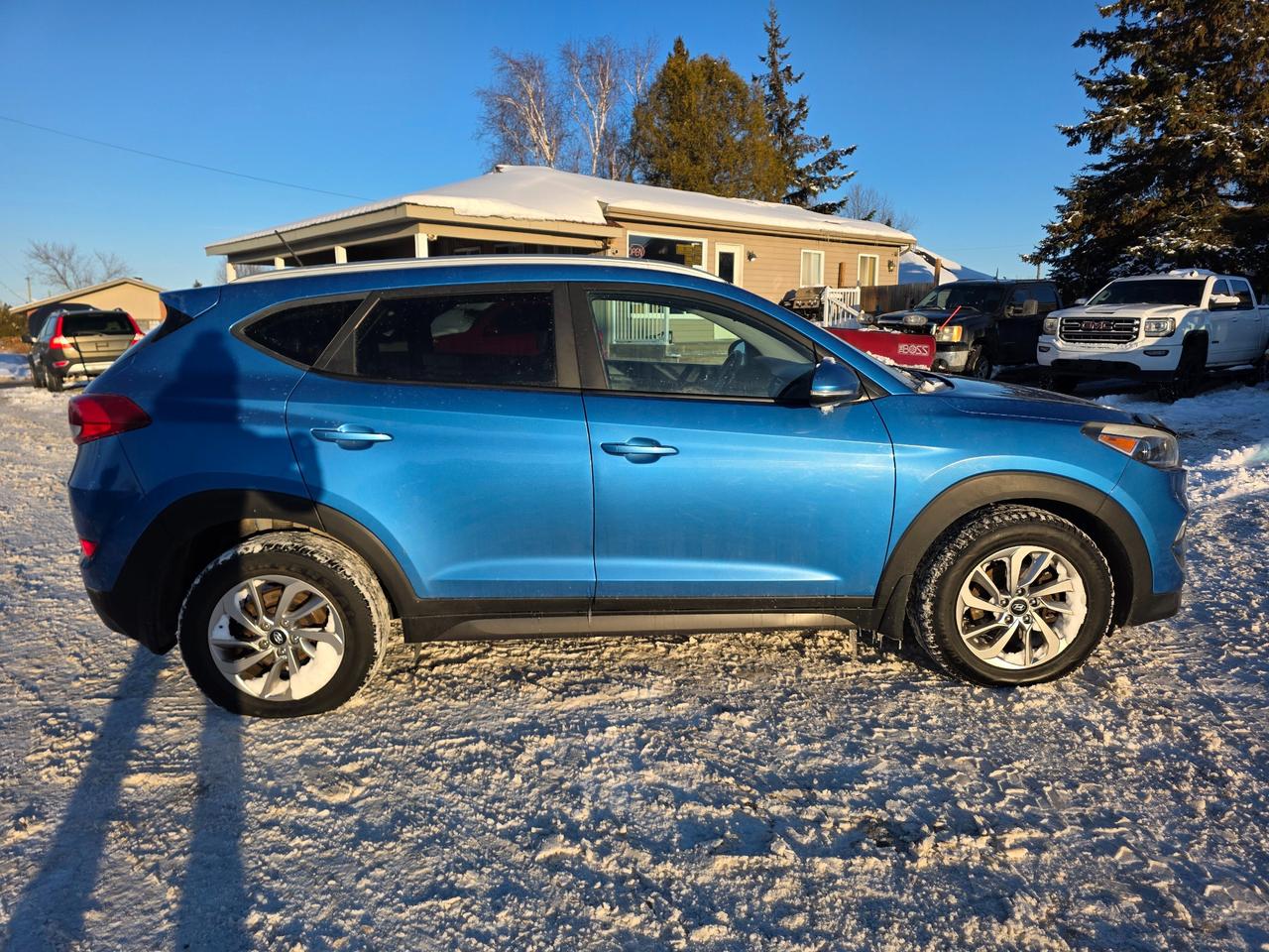 2016 Hyundai Tucson Premium 2.0 (A6) 4dr All-Wheel Drive Photo4