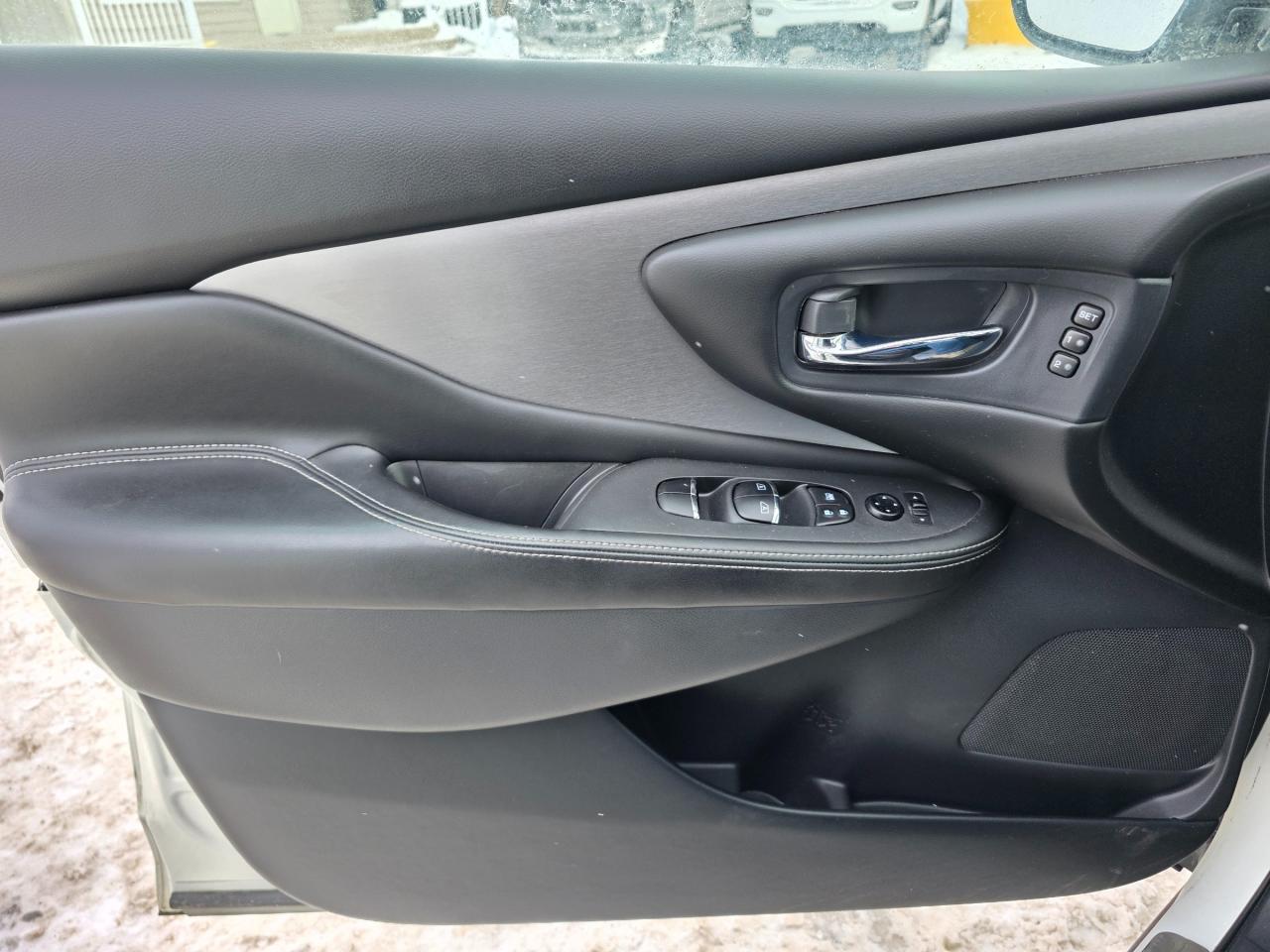 2021 Nissan Murano Midnight Edition 4dr All-wheel Drive Photo