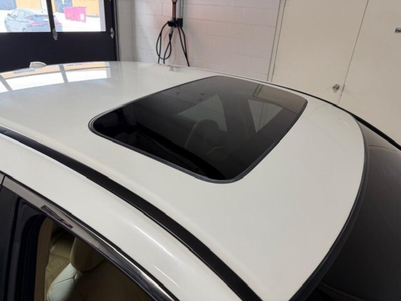 2011 Honda Accord Sedan Sedan V6 Auto EX-L Only 107,000 KM 1 Owner Photo