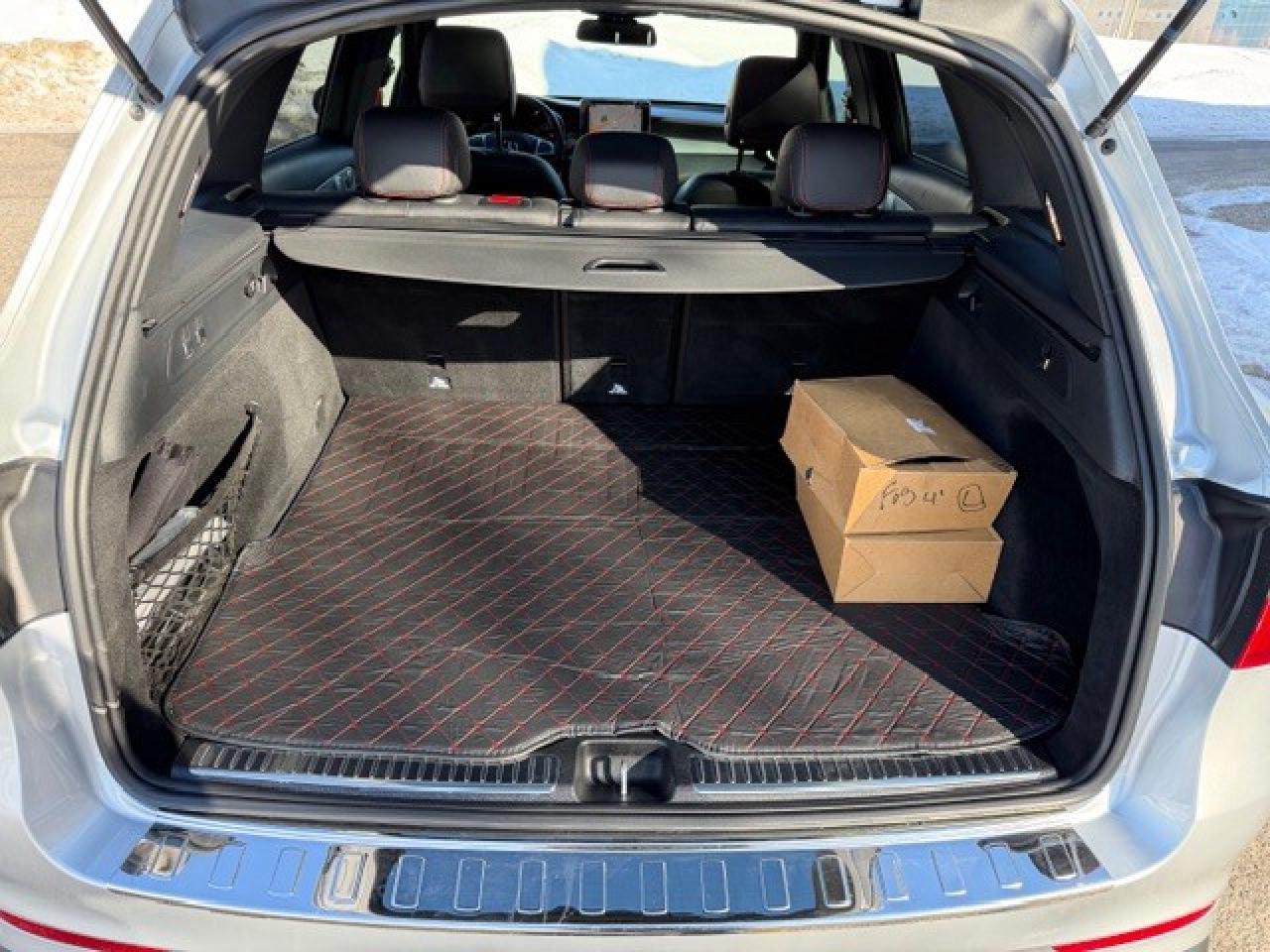 2018 Mercedes-Benz GLC AMG GLC 43 360 Cam Sport Exhaust winter tires inc Photo