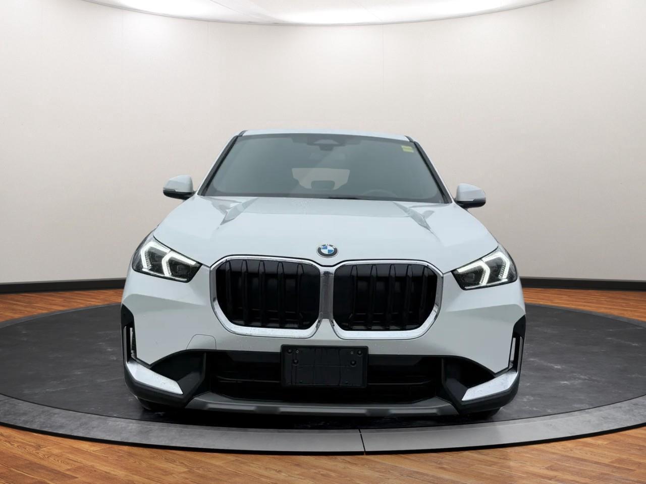 2025 BMW X1 xDrive28i Photo