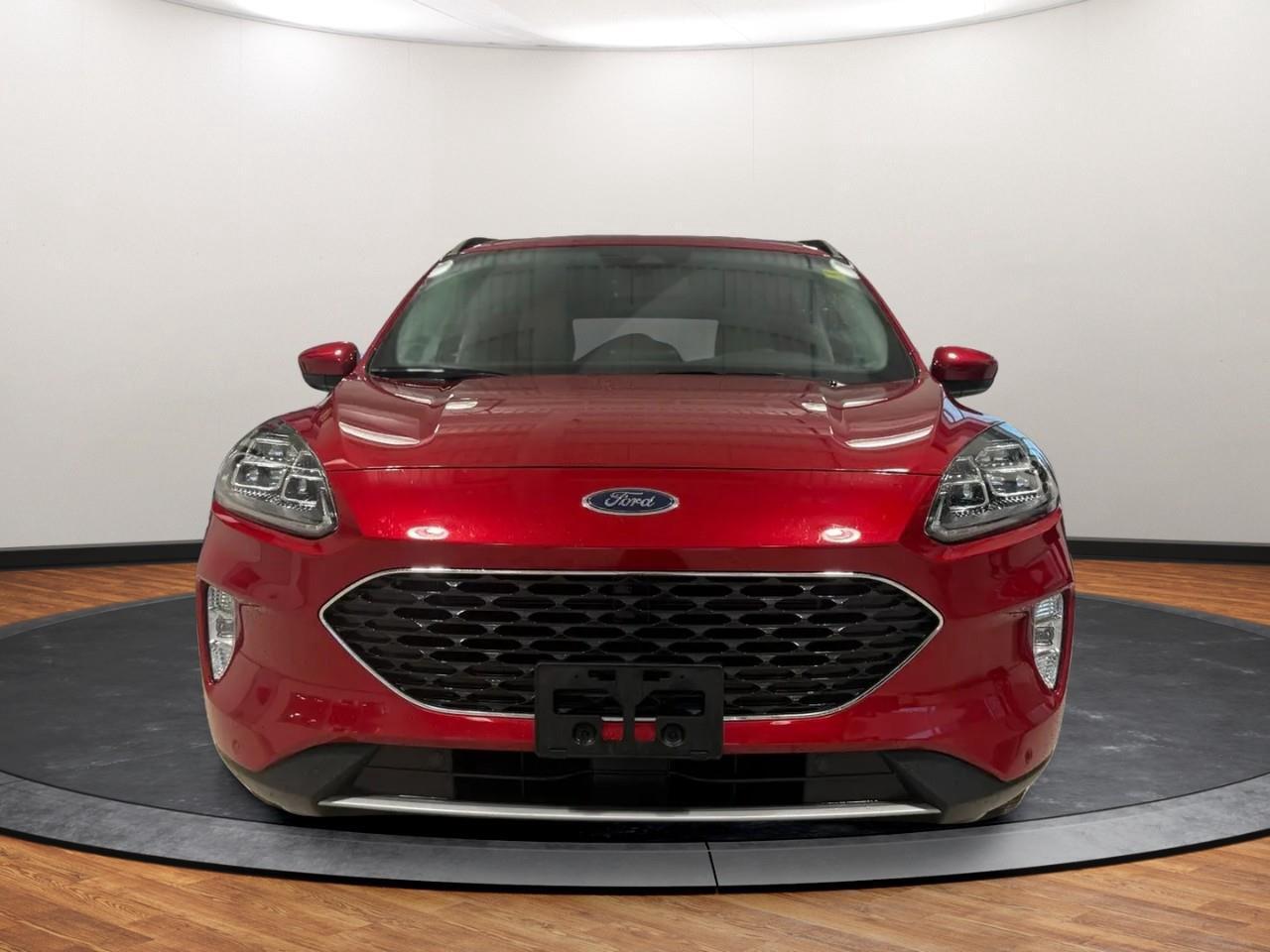 2022 Ford Escape Titanium Hybrid Photo