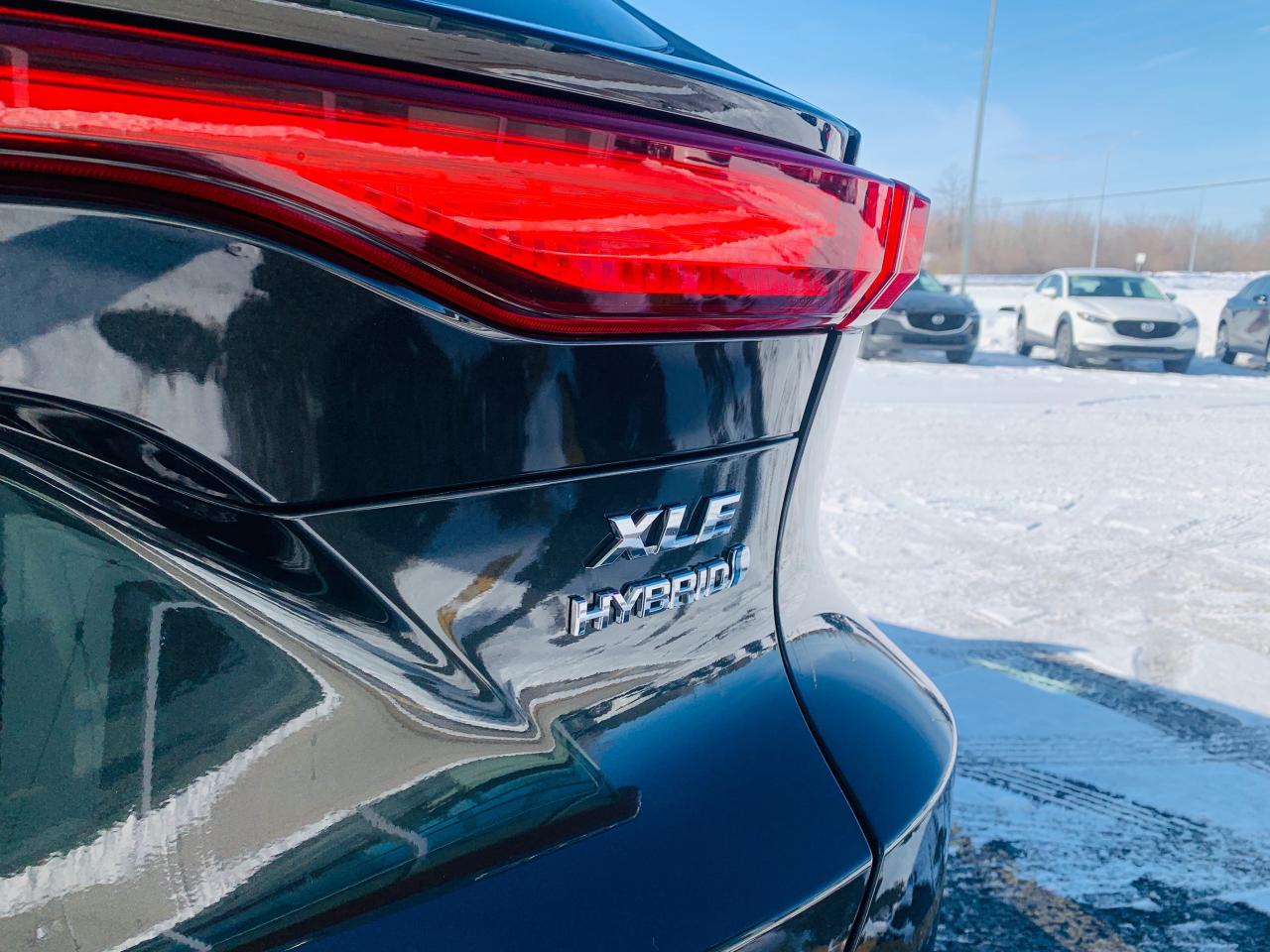 2021 Toyota Venza XLE 4dr All-Wheel Drive Photo