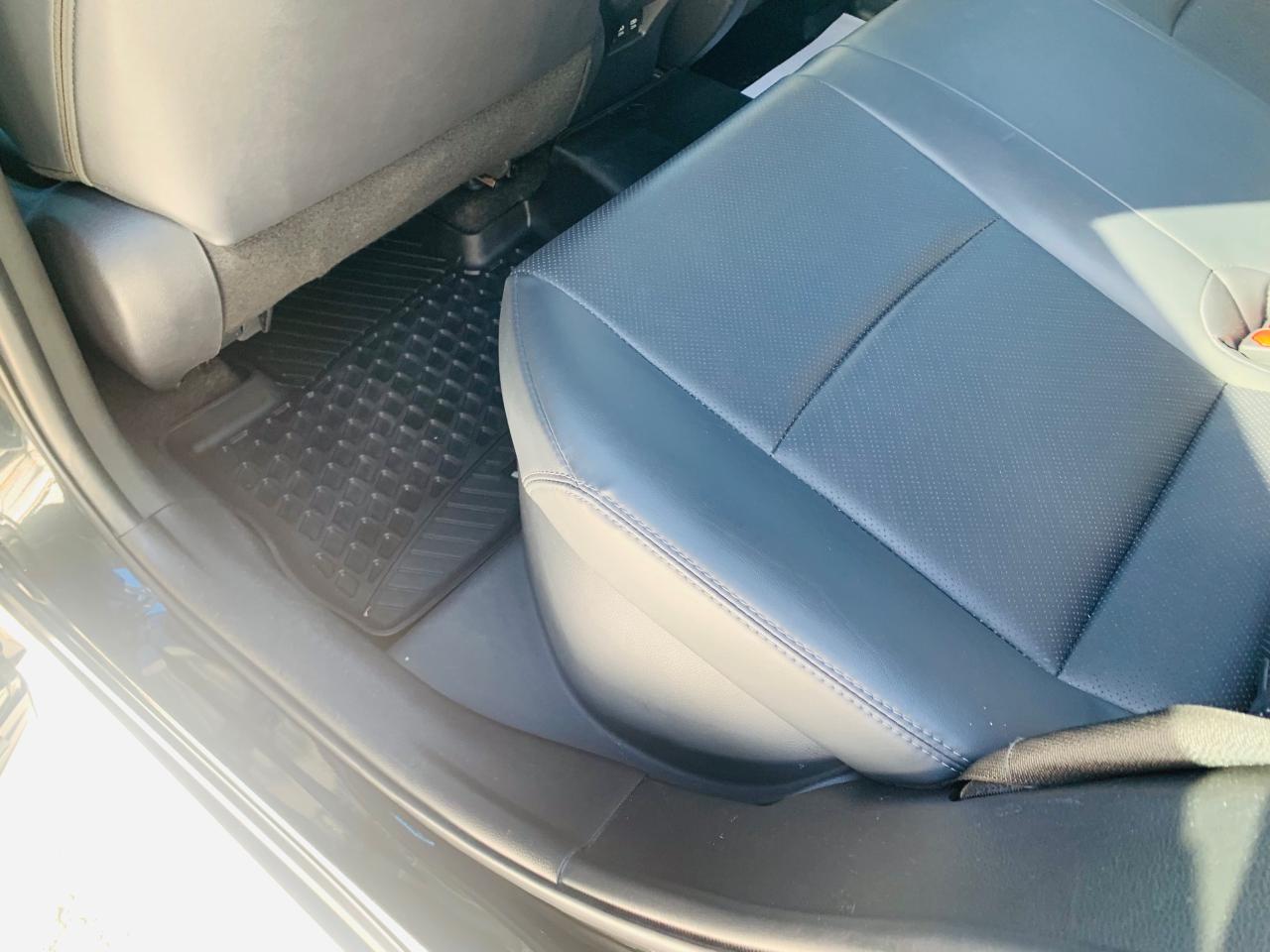 2021 Toyota Venza XLE 4dr All-Wheel Drive Photo