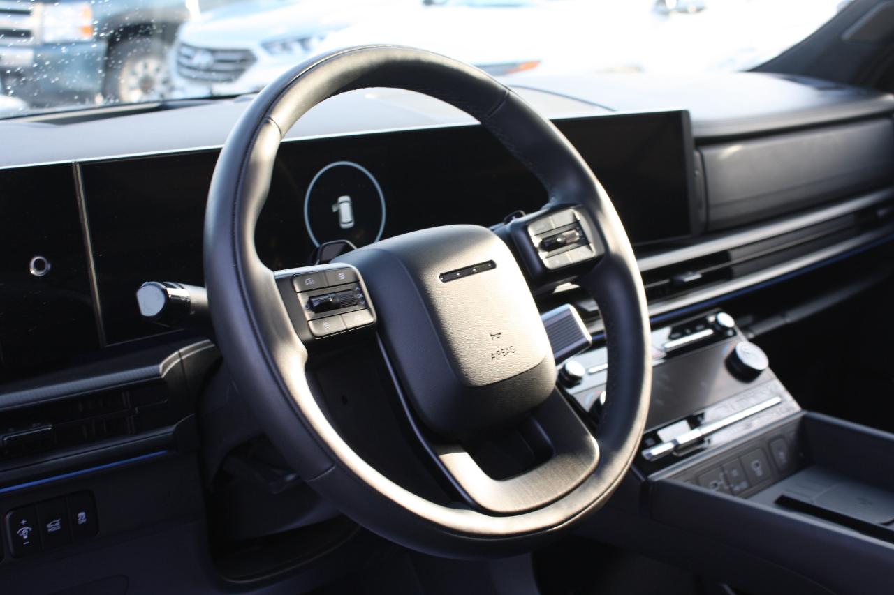 2025 Hyundai Santa Fe ULTIMATE CALLIGRAPHY AWD Photo