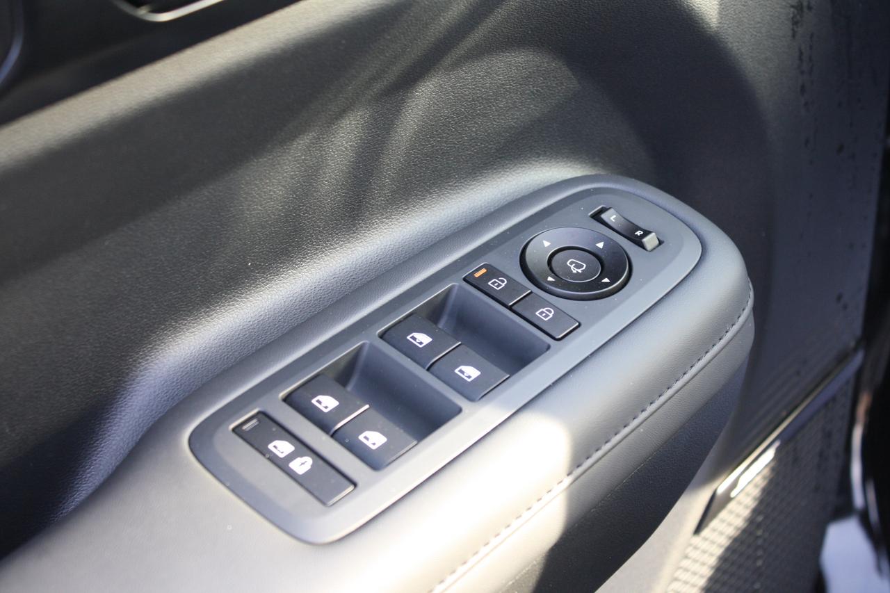 2025 Hyundai Santa Fe ULTIMATE CALLIGRAPHY AWD Photo