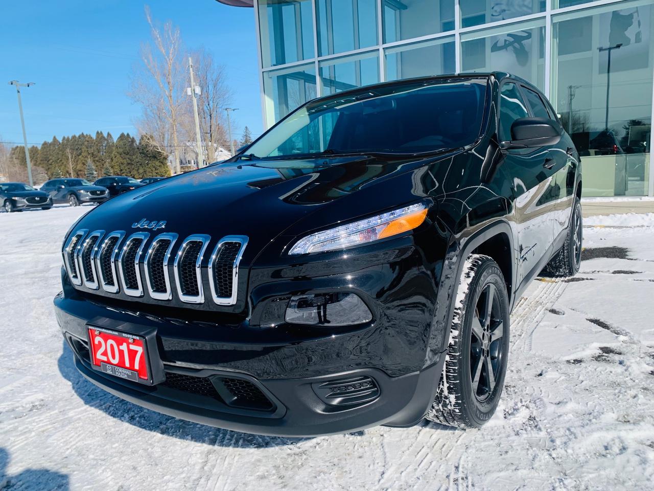 2017 Jeep Cherokee Sport 4dr Front-wheel Drive Photo