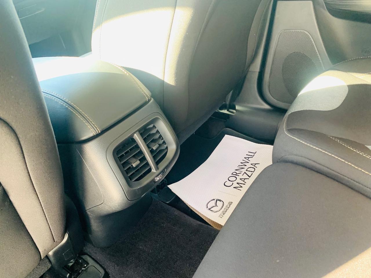 2017 Jeep Cherokee Sport 4dr Front-wheel Drive Photo