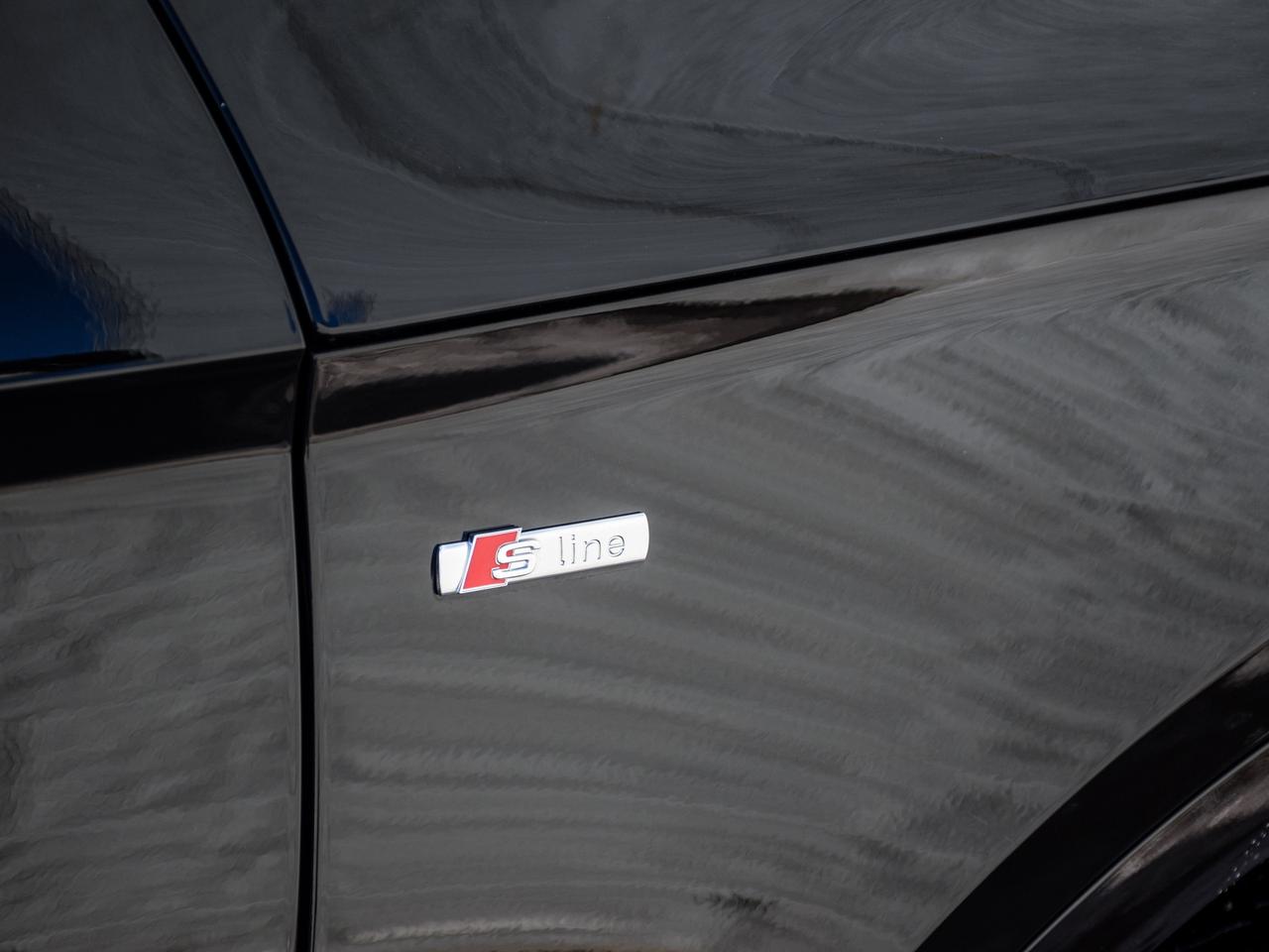 2022 Audi Q5 Technik 45 TFSI quattro Photo