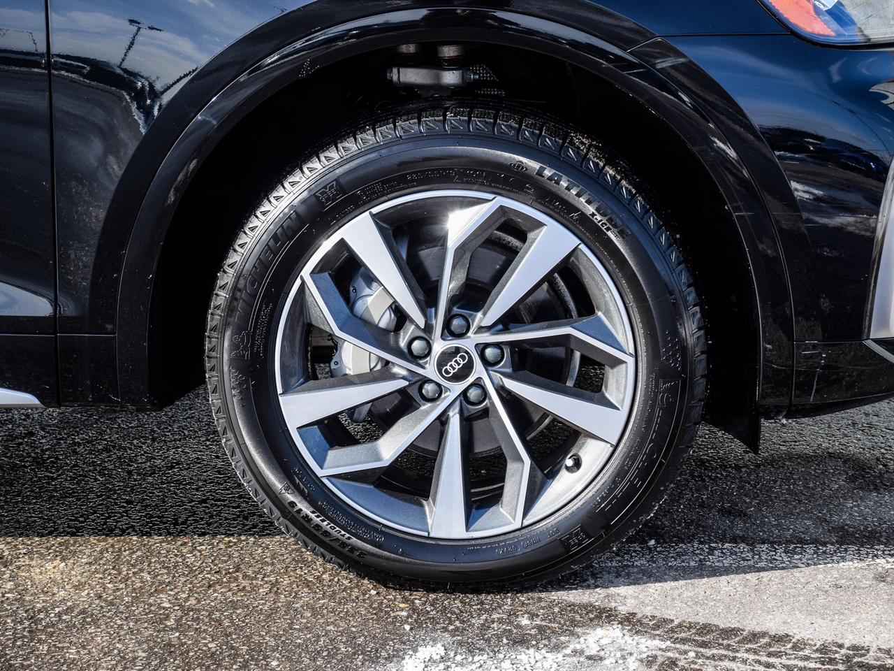 2022 Audi Q5 Technik 45 TFSI quattro Photo