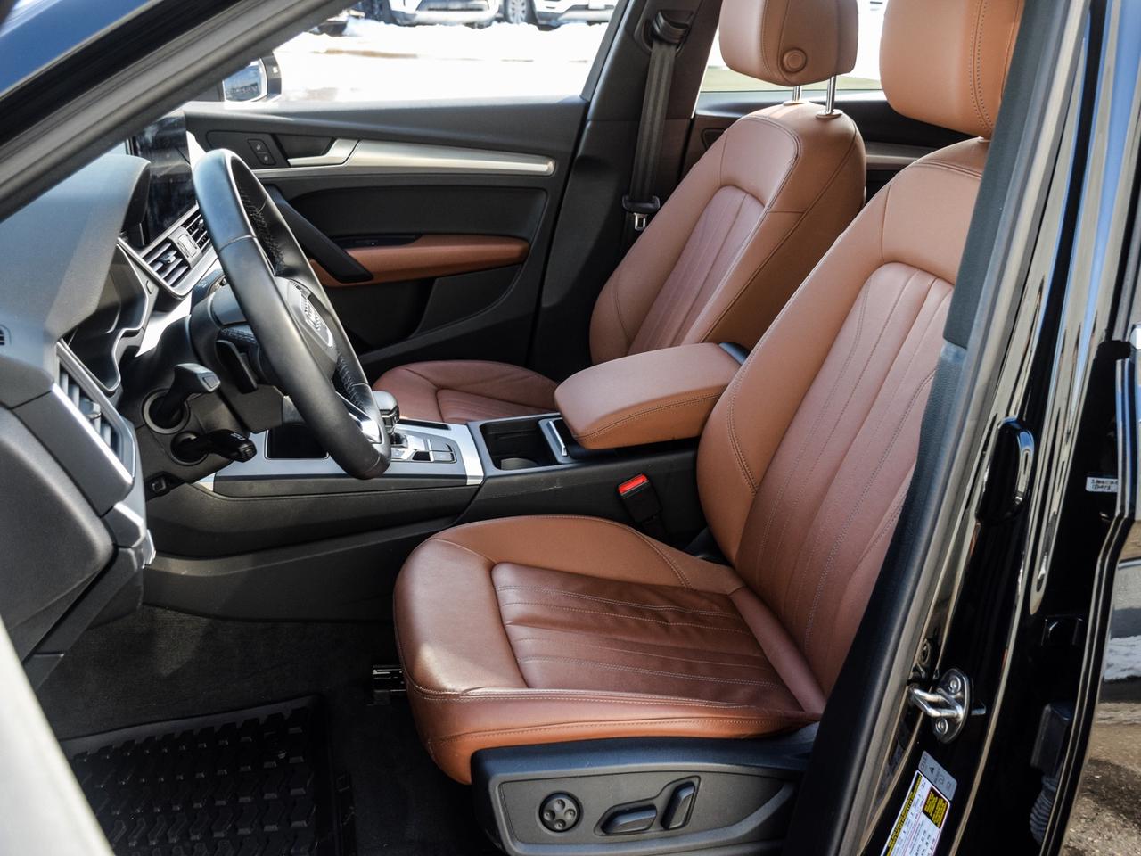 2022 Audi Q5 Technik 45 TFSI quattro Photo