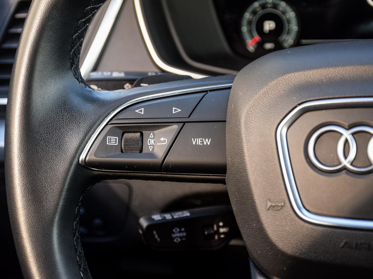 2022 Audi Q5 Technik 45 TFSI quattro Photo