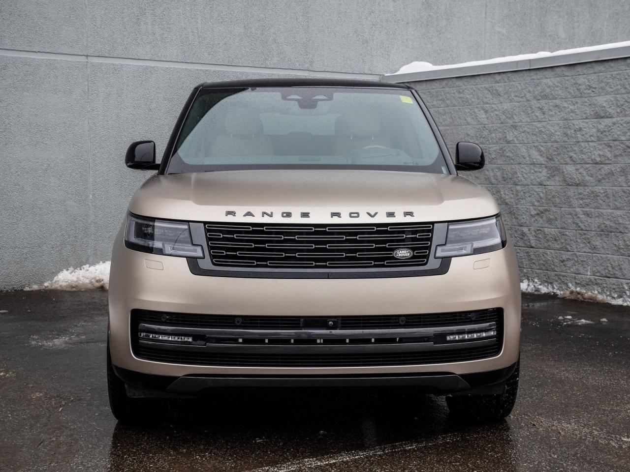 2025 Land Rover Range Rover P550e SE SWB Photo