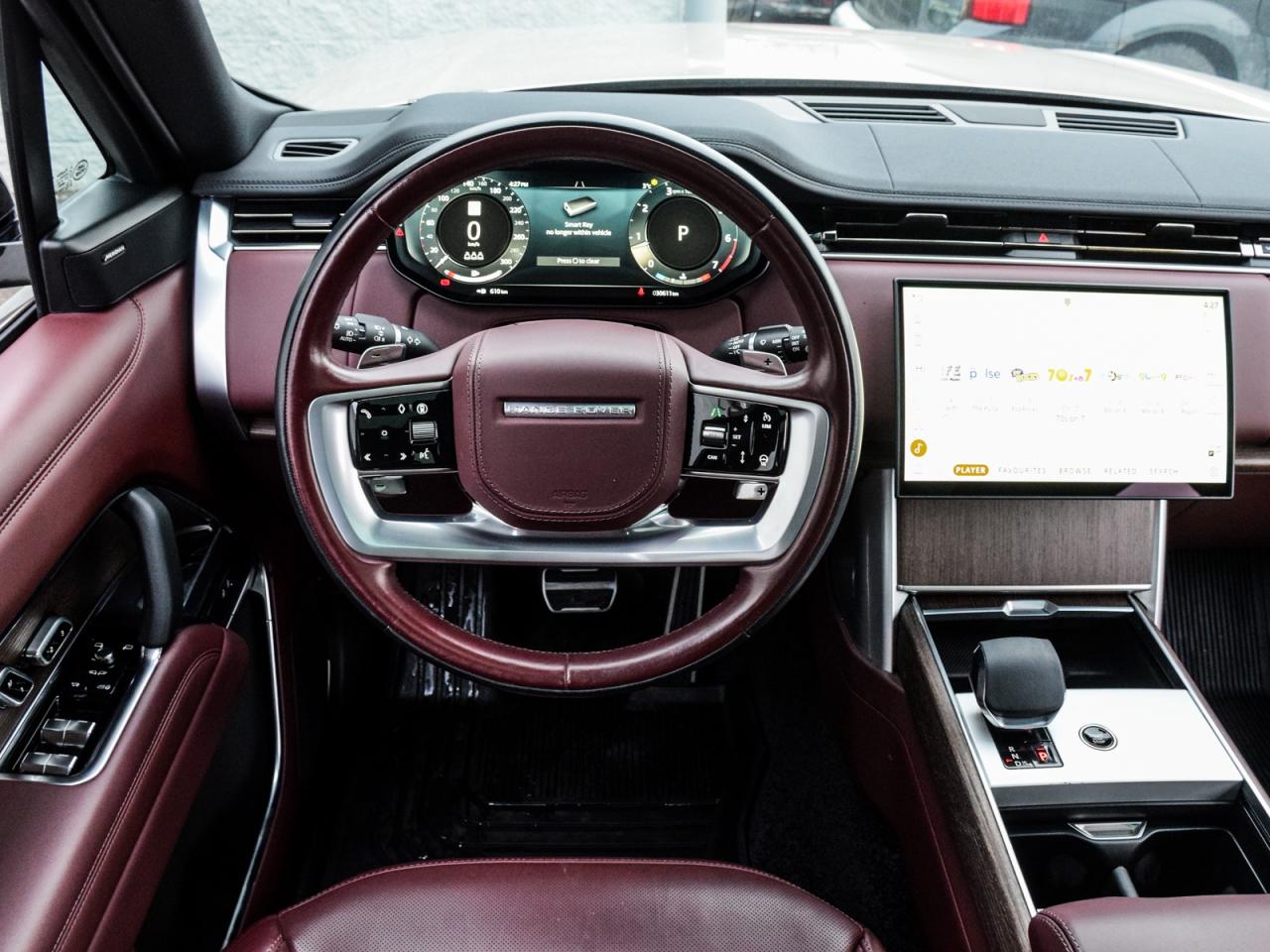 2025 Land Rover Range Rover P400 SE SWB Photo