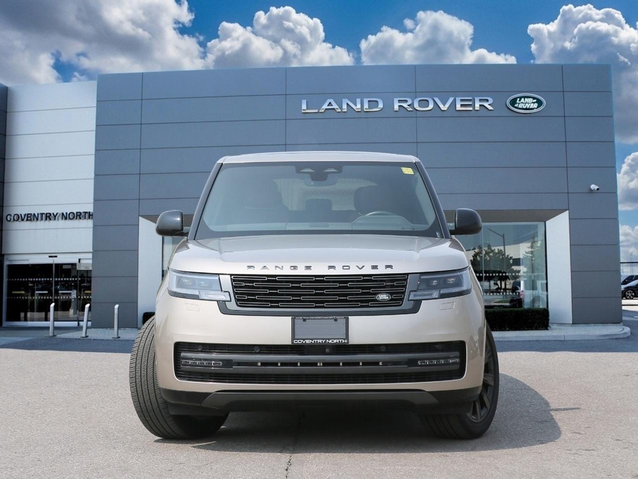2025 Land Rover Range Rover SE P400 SWB Photo