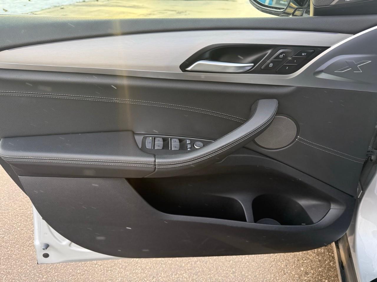 2021 BMW X3 xDrive30i Photo