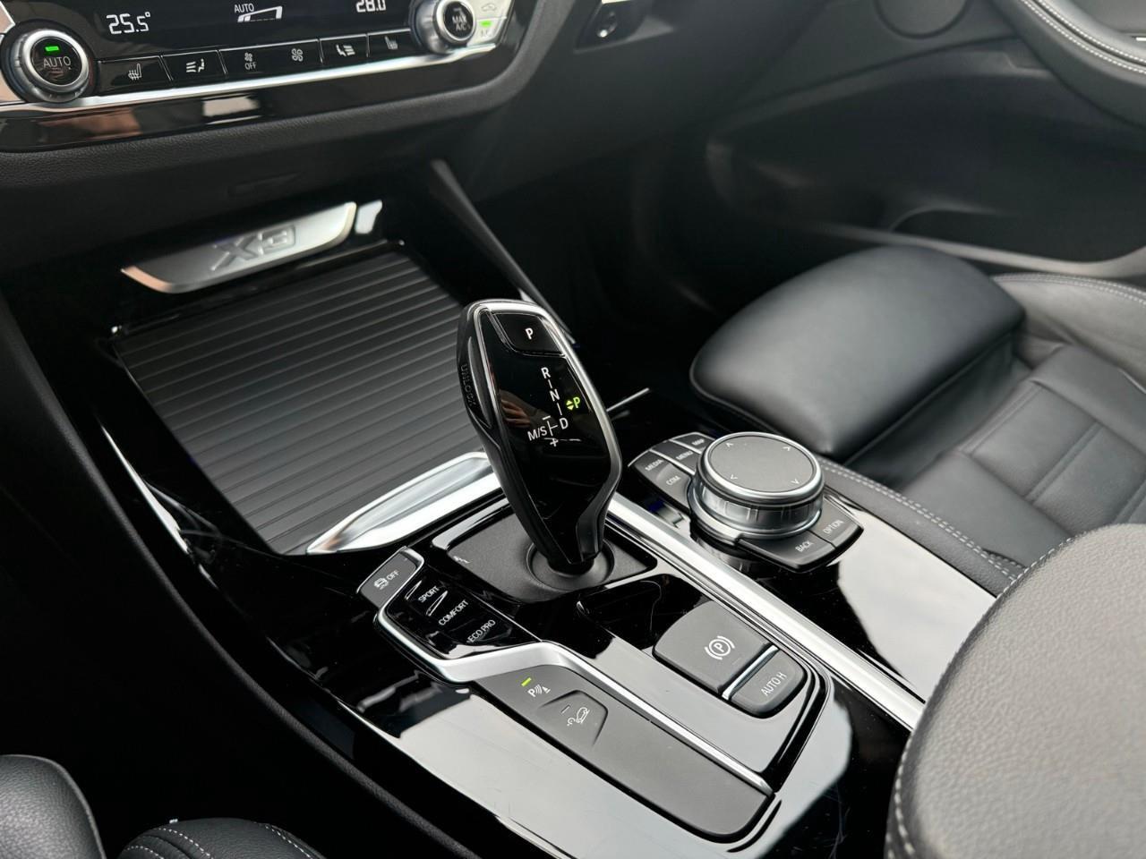 2021 BMW X3 xDrive30i Photo