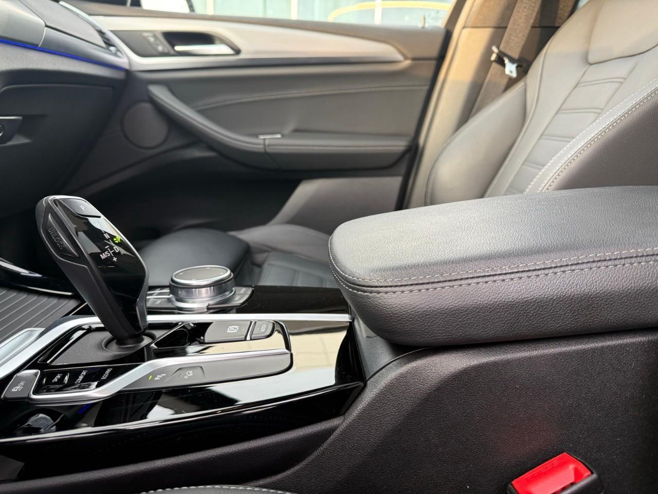 2021 BMW X3 xDrive30i Photo