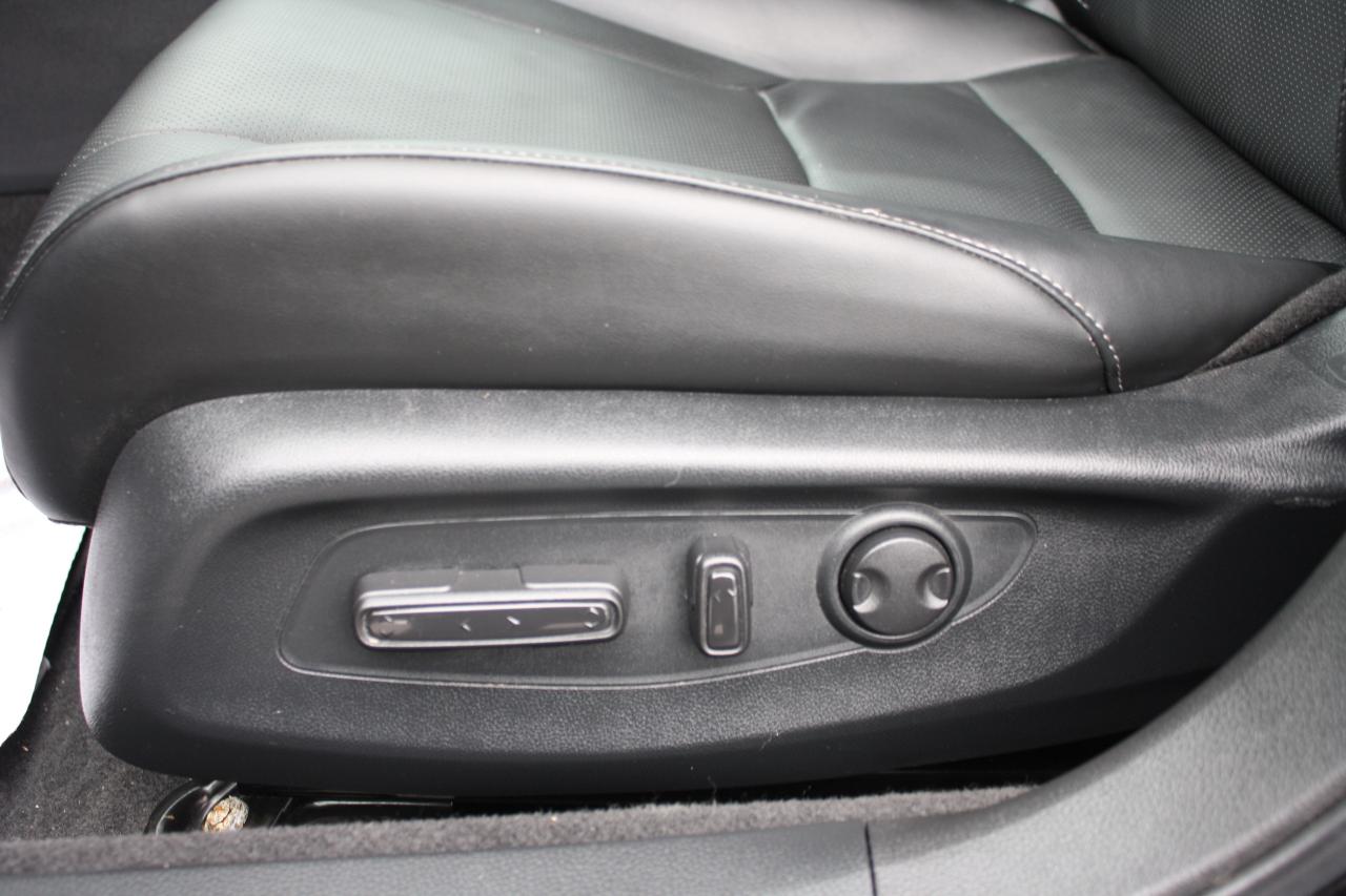 2023 Honda Accord Hybrid Touring CVT Photo