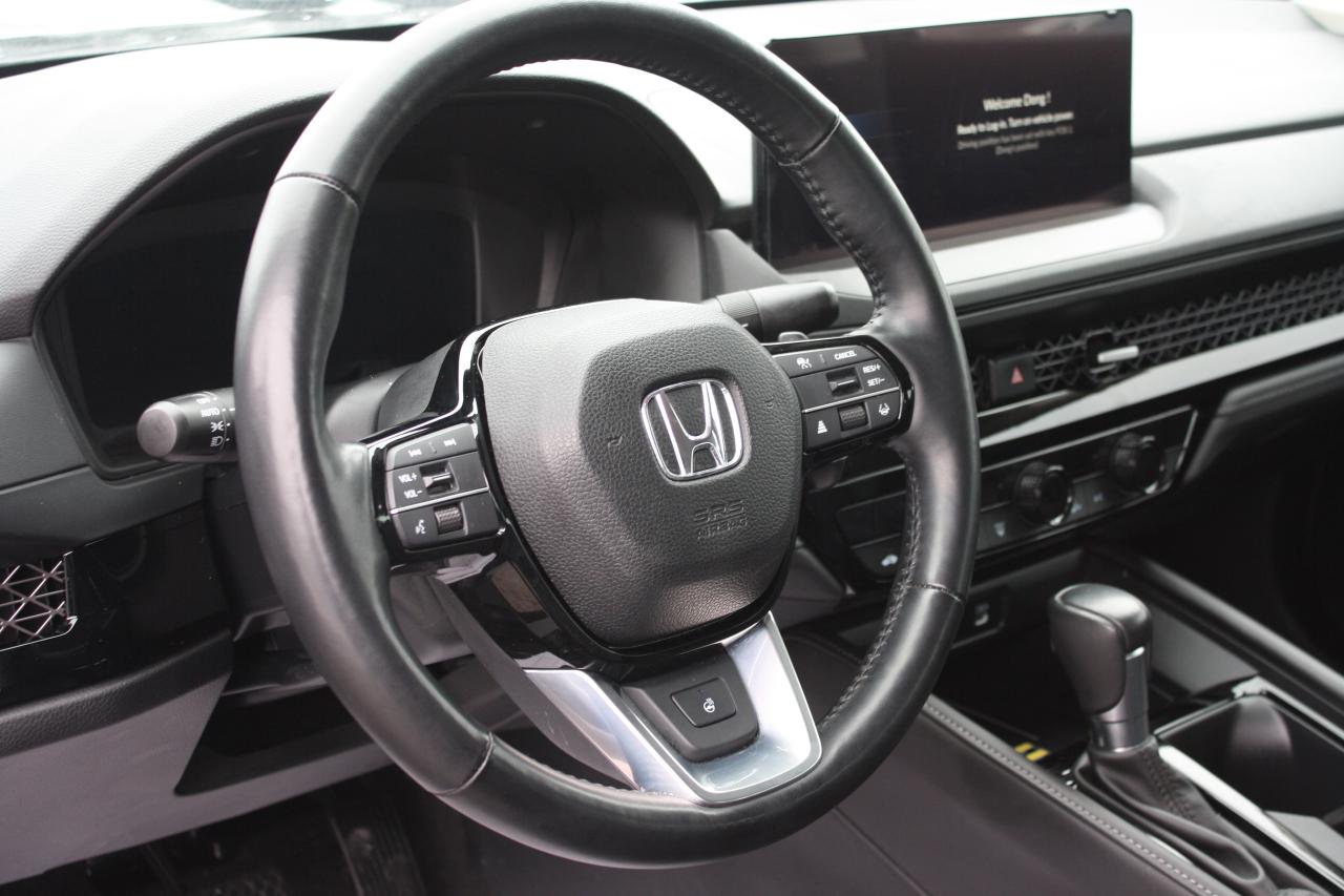 2023 Honda Accord Hybrid Touring CVT Photo