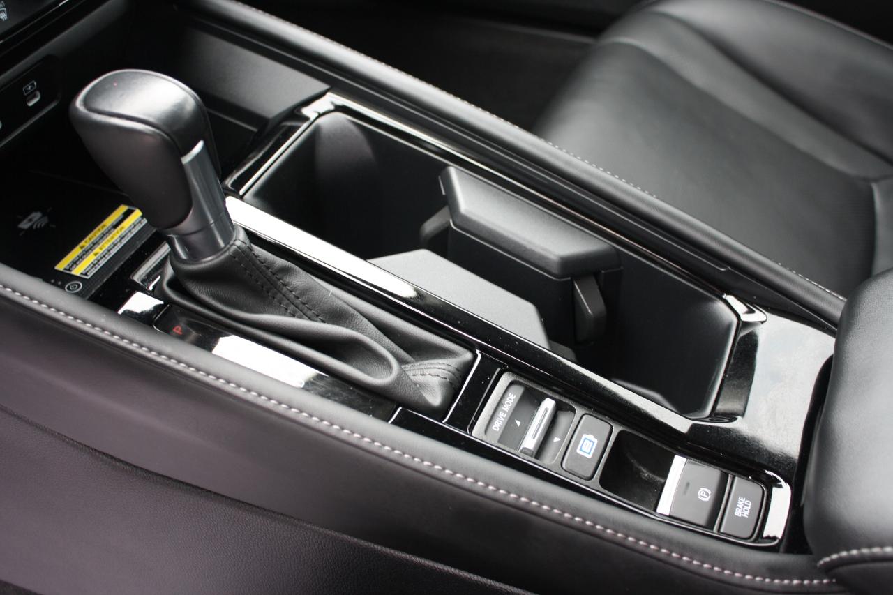 2023 Honda Accord Hybrid Touring CVT Photo