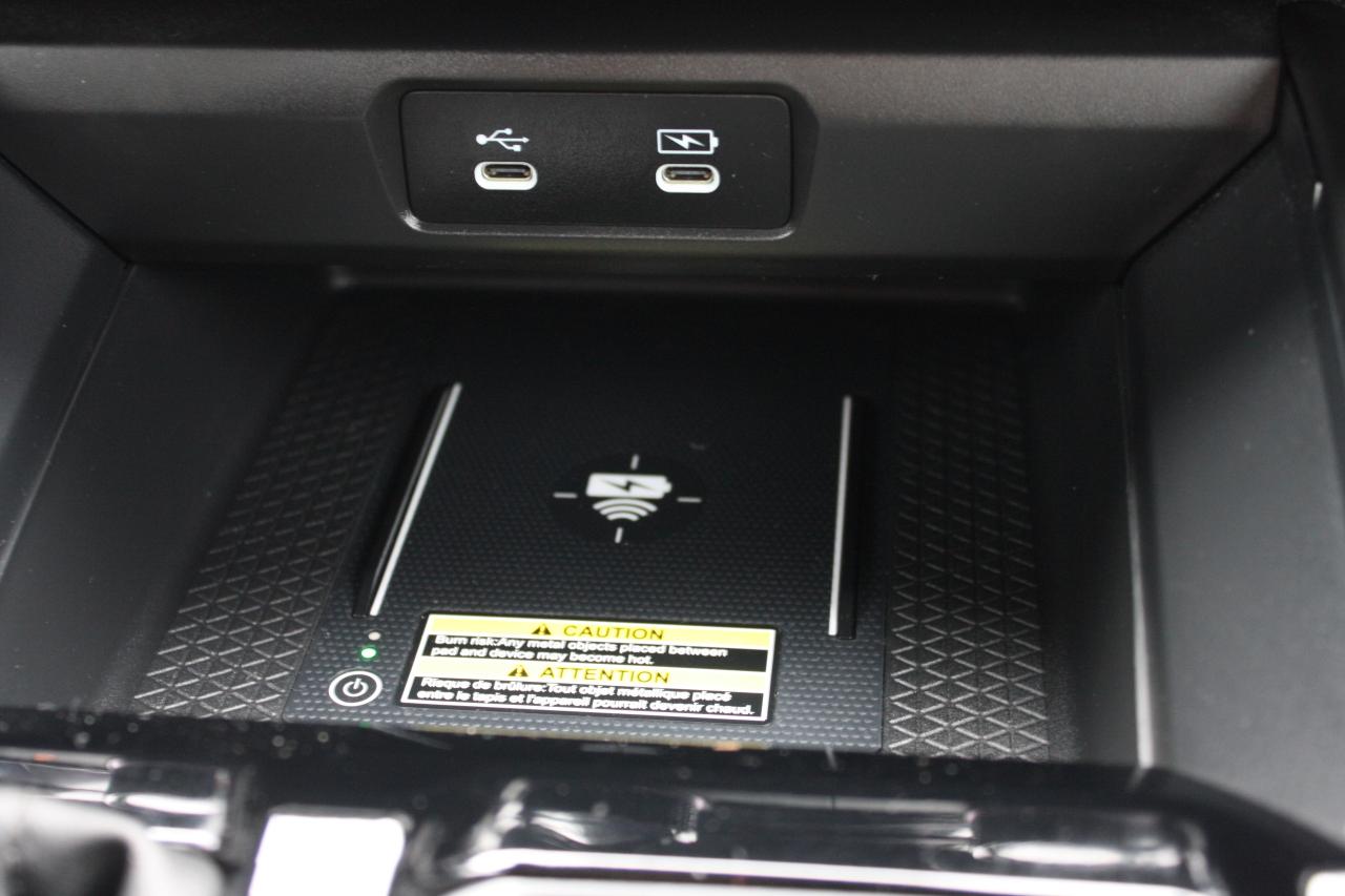 2023 Honda Accord Hybrid Touring CVT Photo