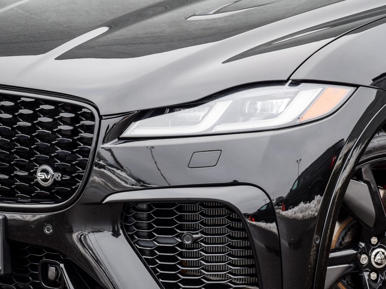 2025 Jaguar F-PACE P575 SVR 575 Edition Auto Photo4