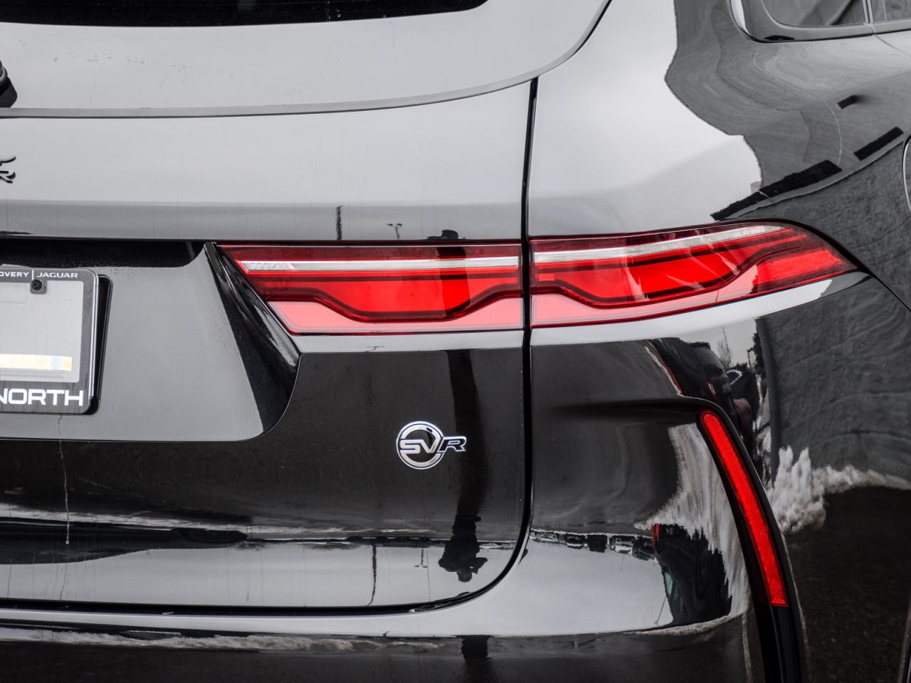 2025 Jaguar F-PACE P575 SVR 575 Edition Auto Photo