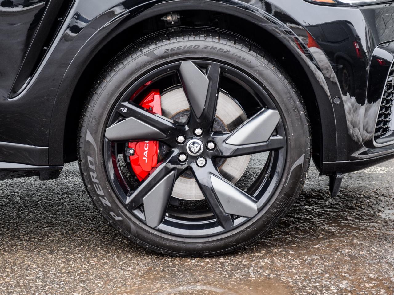 2025 Jaguar F-PACE P575 SVR 575 Edition Auto Photo