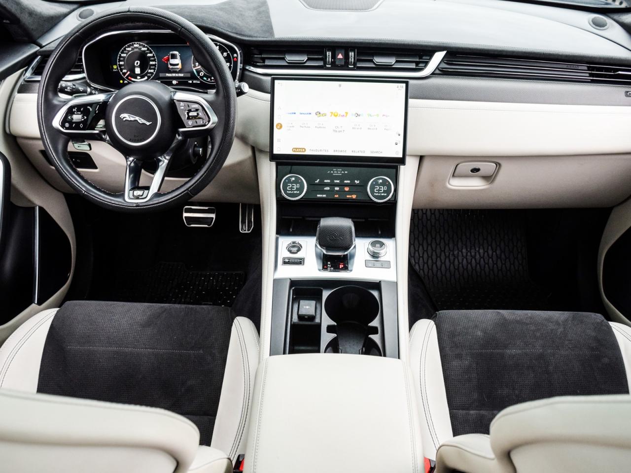 2025 Jaguar F-PACE P575 SVR 575 Edition Auto Photo