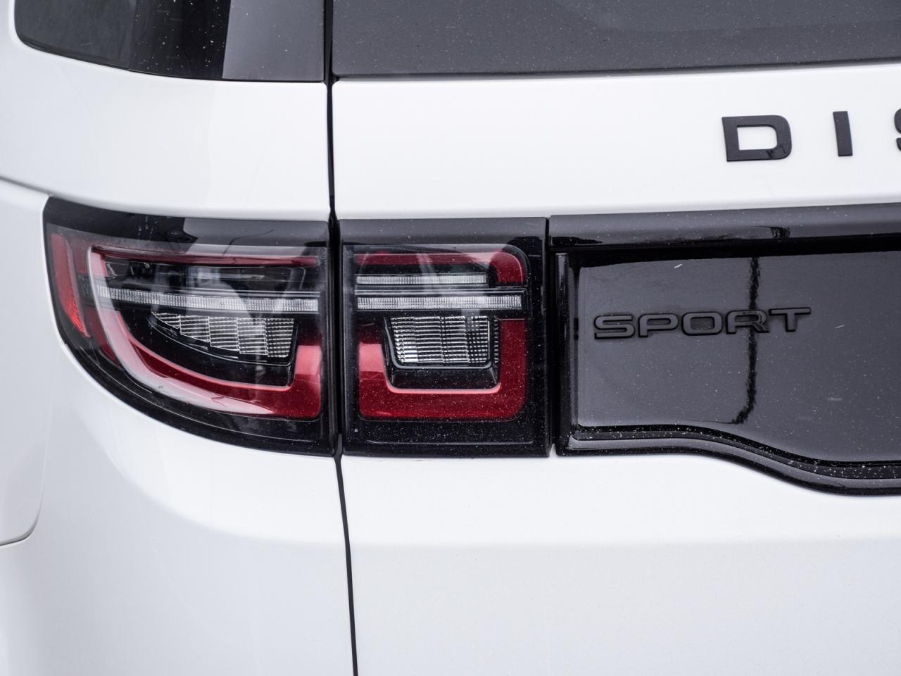 2021 Land Rover Discovery Sport R-Dynamic SE Photo