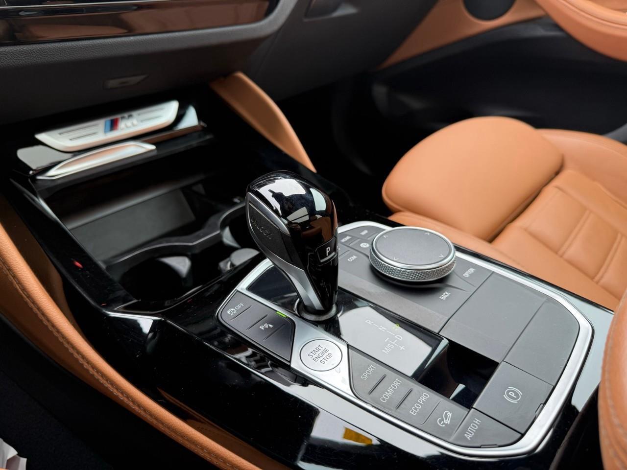 2023 BMW X4 M40i Photo