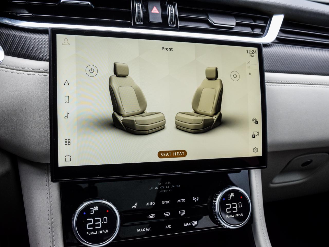 2022 Jaguar F-PACE P550 SVR Photo