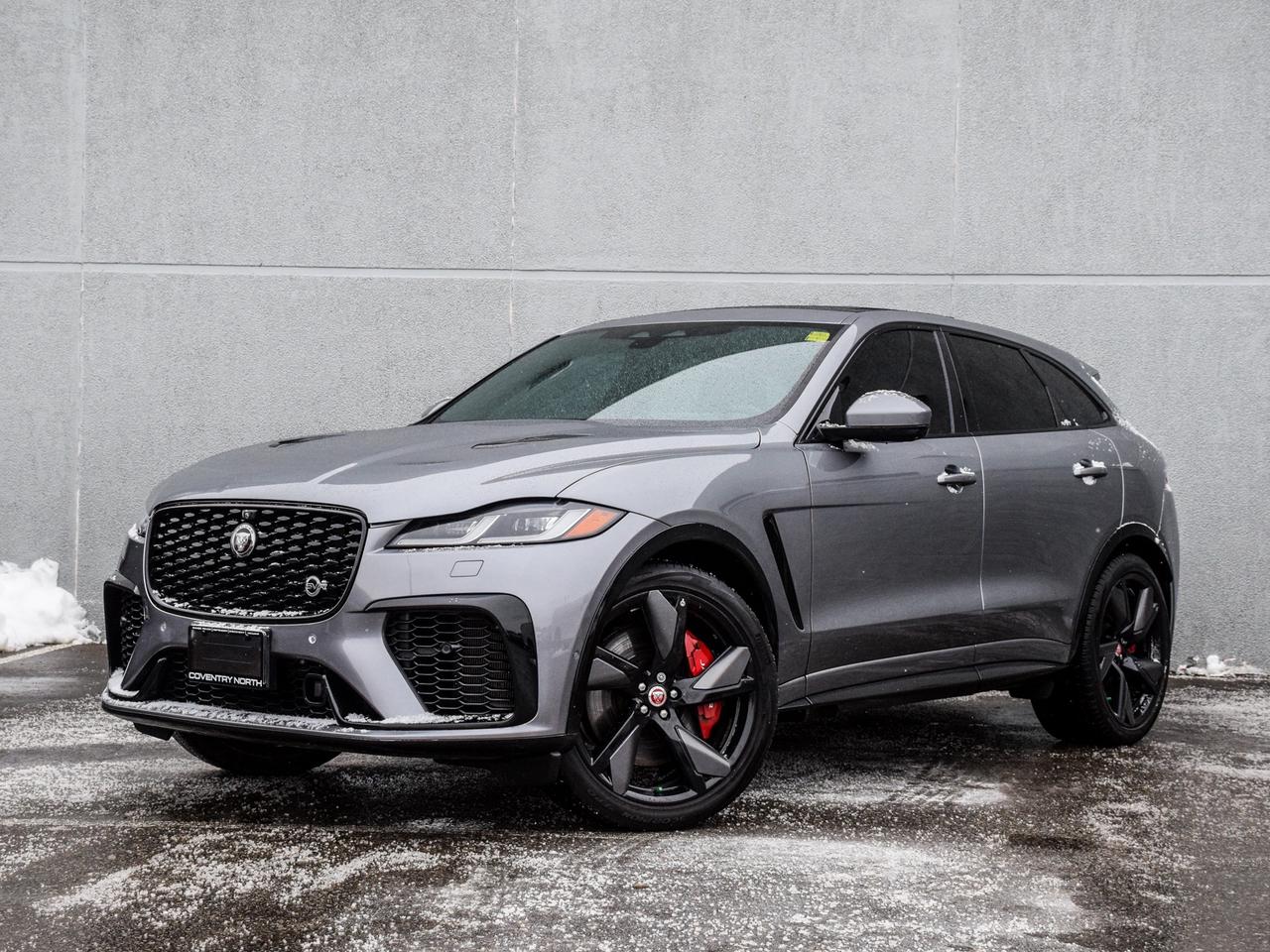 2022 Jaguar F-PACE P550 SVR Photo