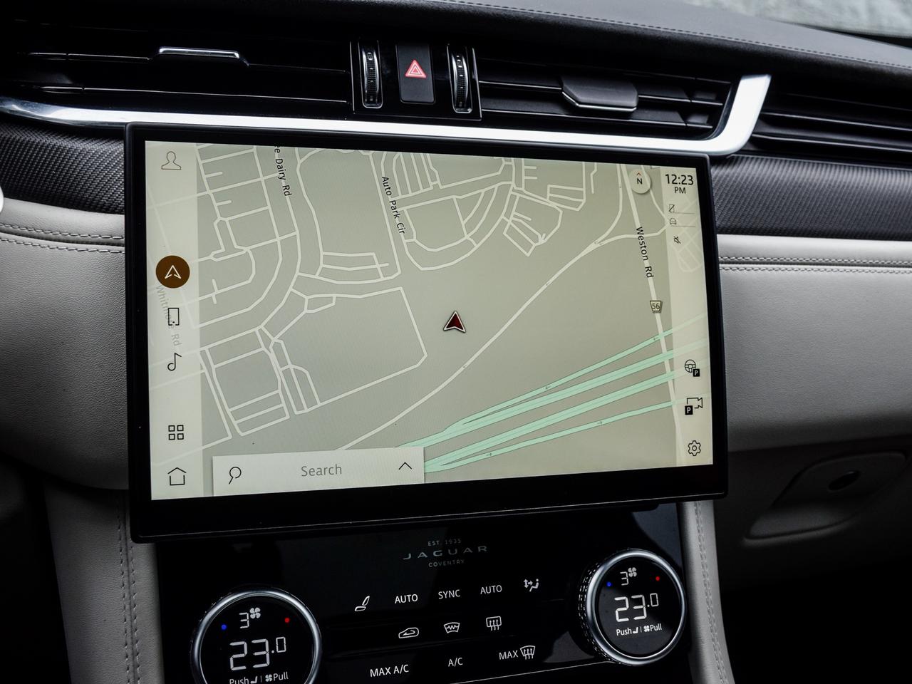 2022 Jaguar F-PACE P550 SVR Photo