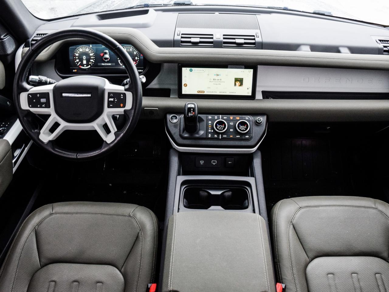 2022 Land Rover Defender SE Photo