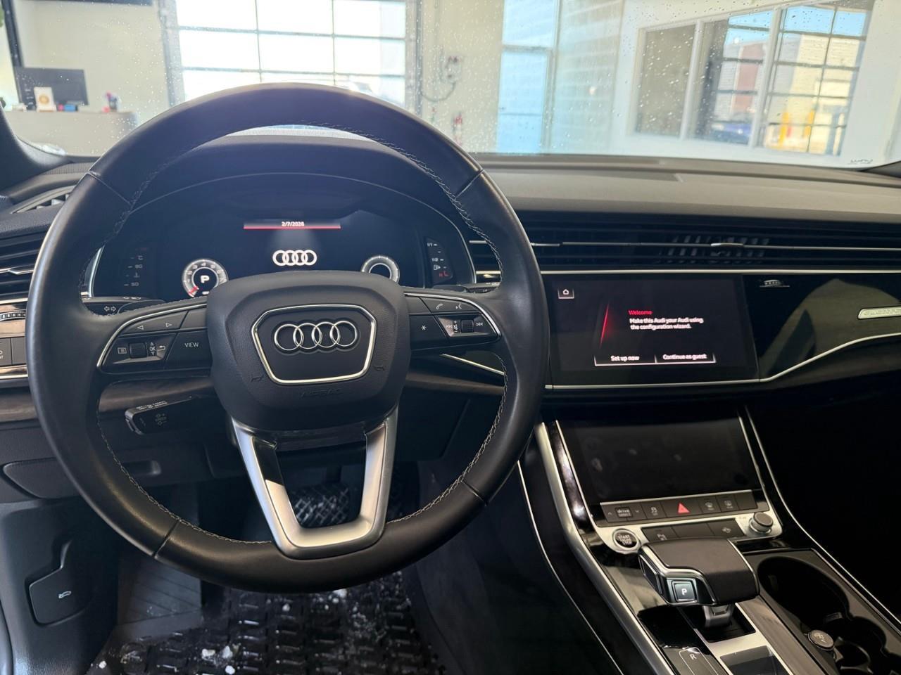 2021 Audi Q8 55 Progressiv Photo