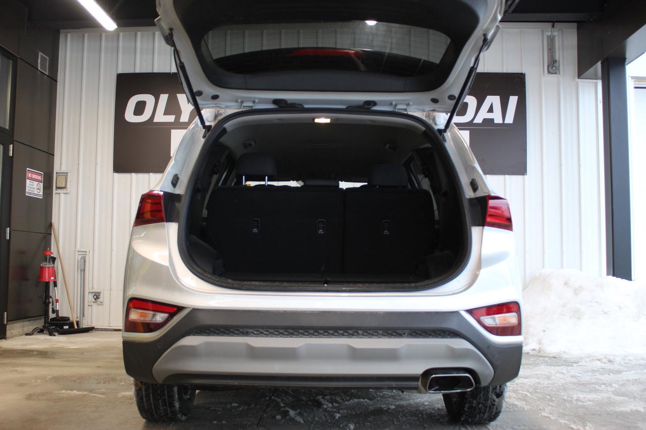 2019 Hyundai Santa Fe 2.4L Preferred AWD Photo4