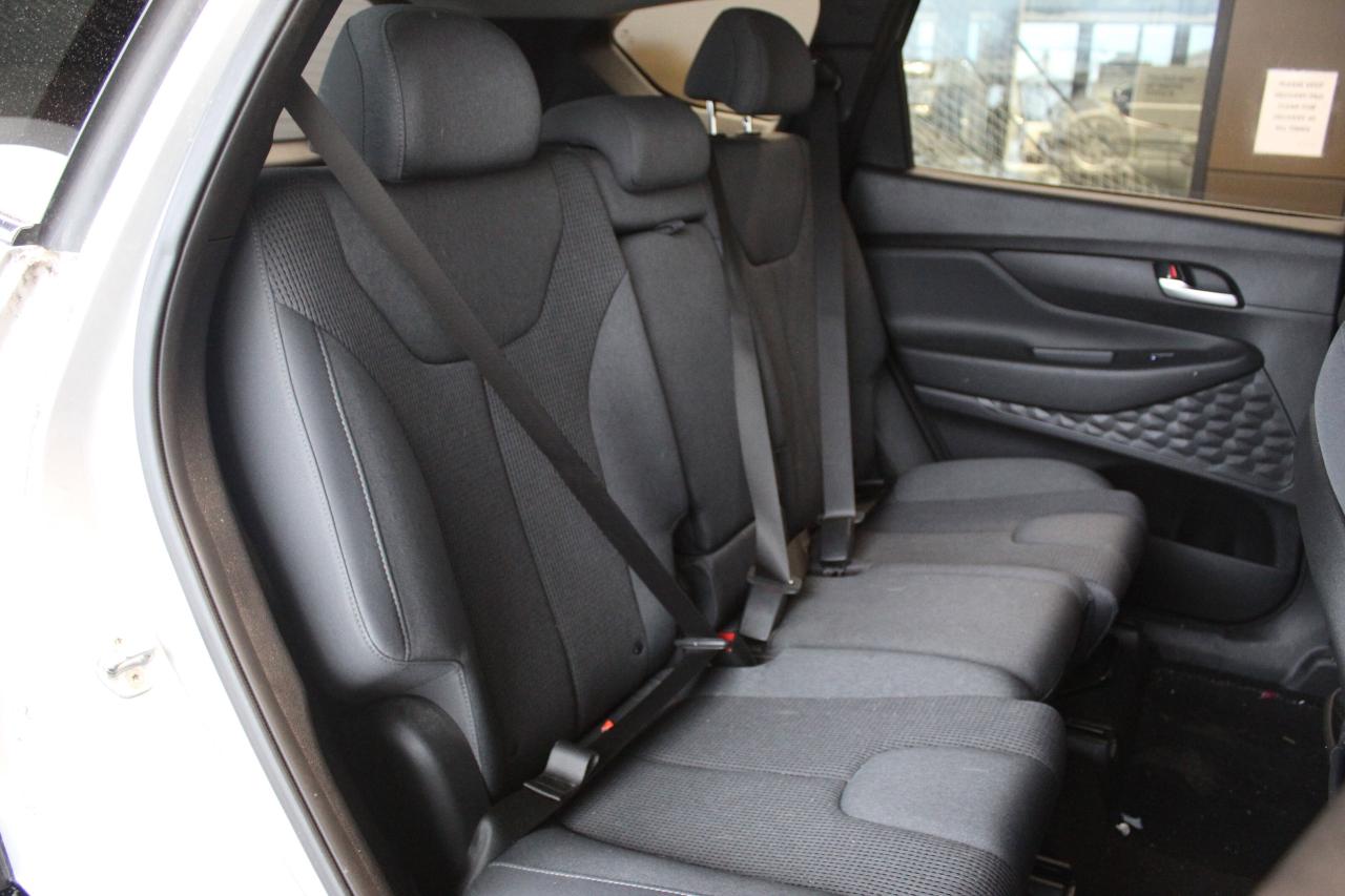 2019 Hyundai Santa Fe 2.4L Preferred AWD Photo