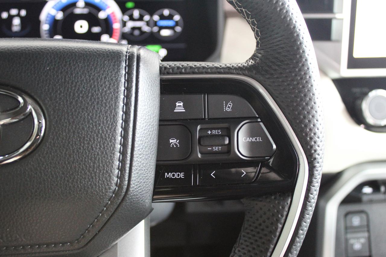 2025 Toyota Tundra 4x4 Crewmax Capstone Hybrid Photo