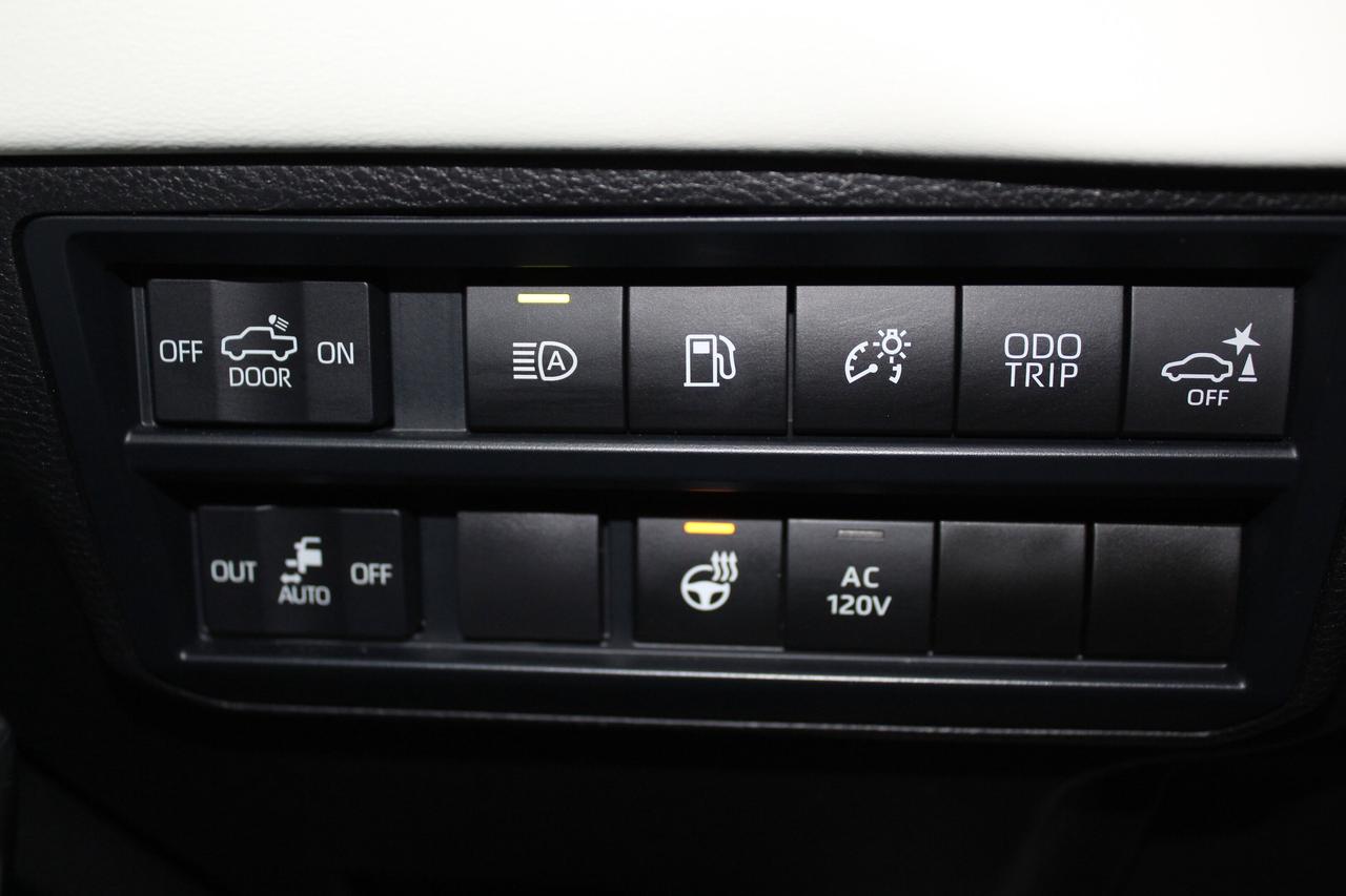 2025 Toyota Tundra 4x4 Crewmax Capstone Hybrid Photo