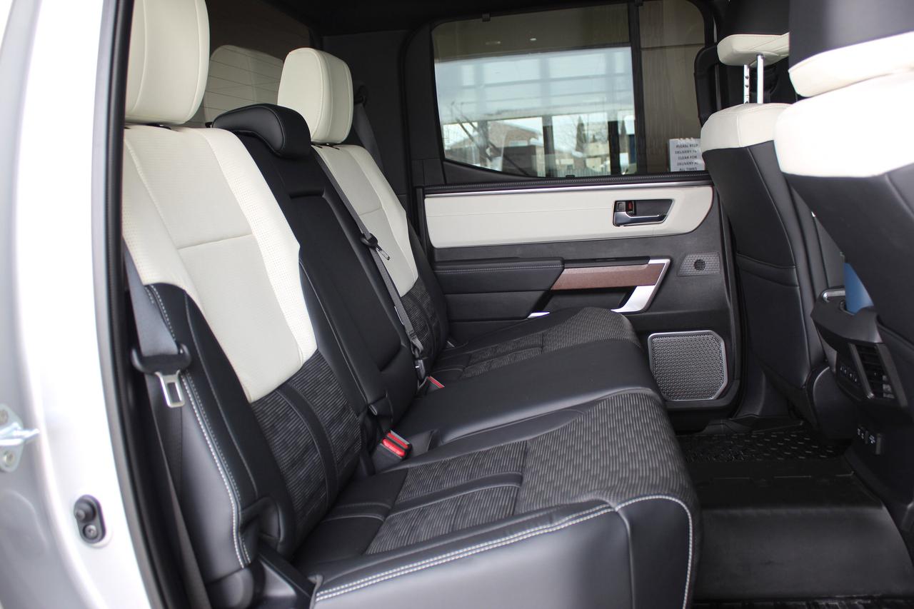 2025 Toyota Tundra 4x4 Crewmax Capstone Hybrid Photo