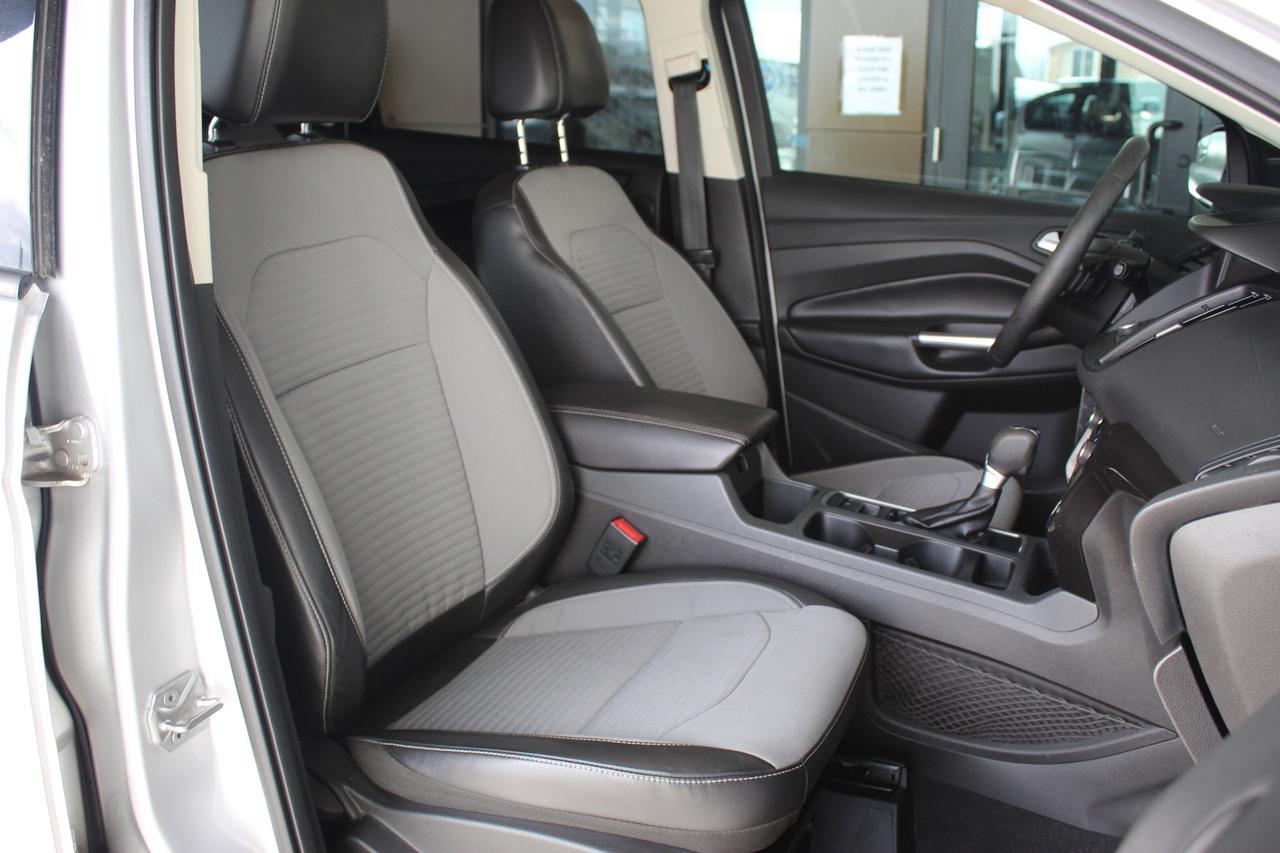 2017 Ford Escape 4WD 4dr SE Photo