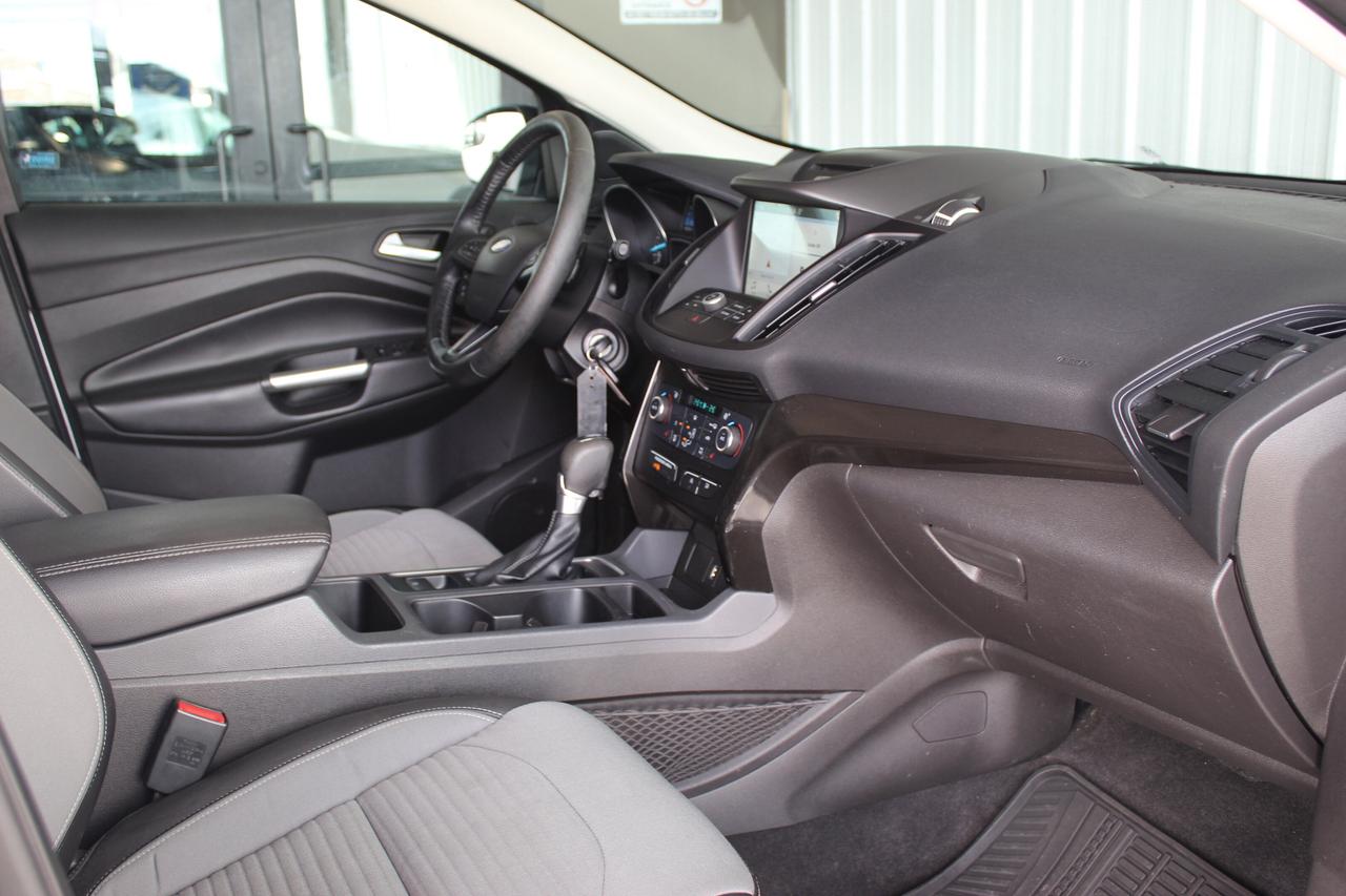 2017 Ford Escape 4WD 4dr SE Photo