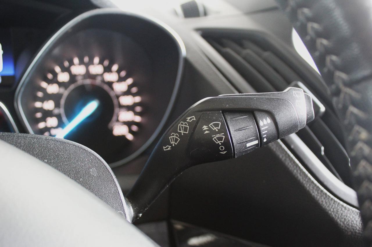 2017 Ford Escape 4WD 4dr SE Photo