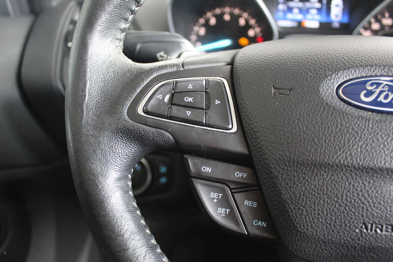 2017 Ford Escape 4WD 4dr SE Photo