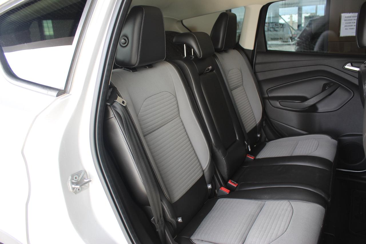 2017 Ford Escape 4WD 4dr SE Photo