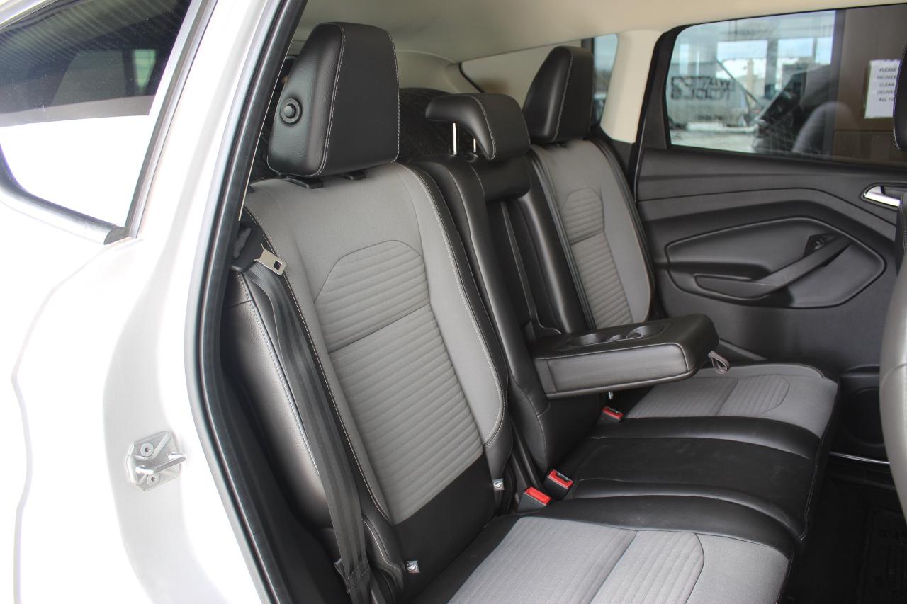 2017 Ford Escape 4WD 4dr SE Photo