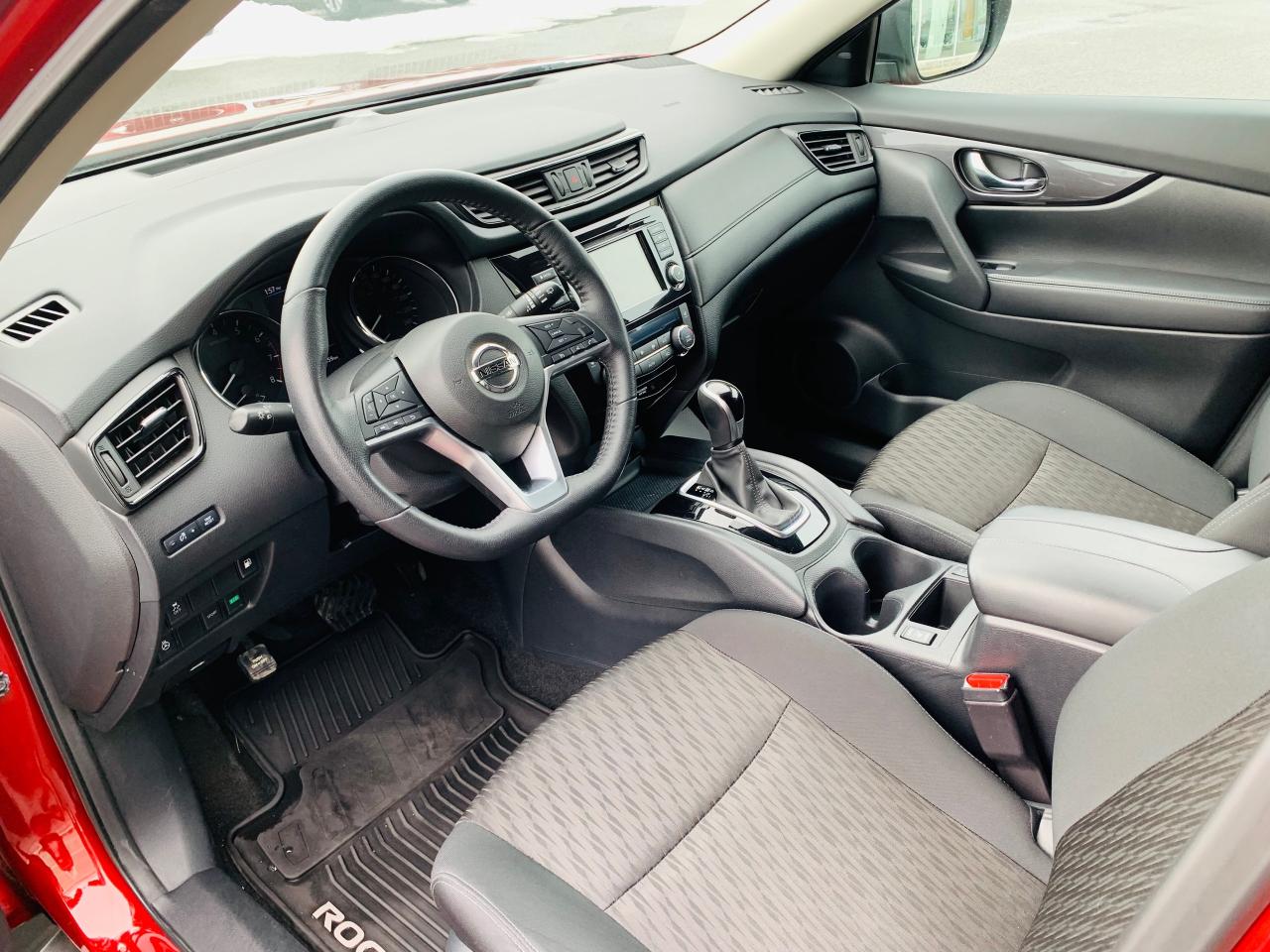 2020 Nissan Rogue S (CVT) 4dr Front-Wheel Drive Photo